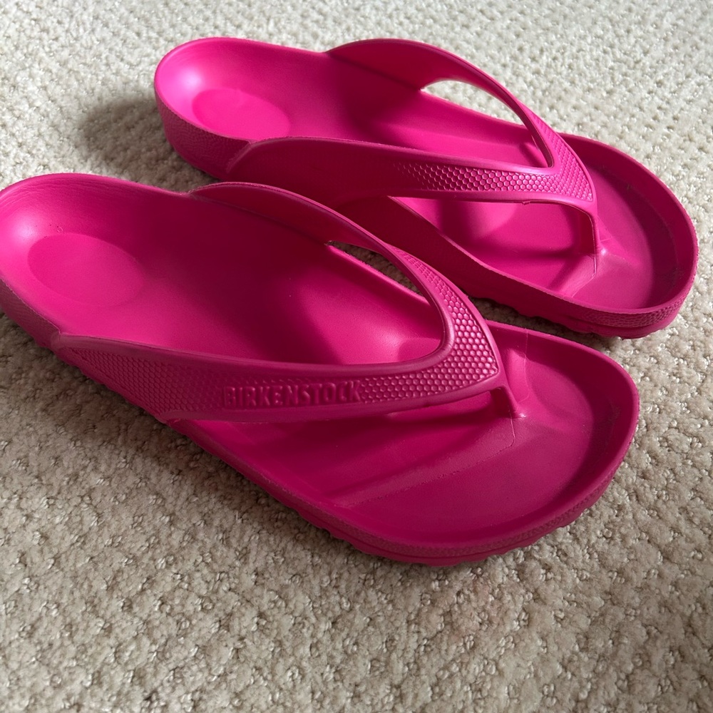 Birkenstock Women's Vibrant Pink Sandals